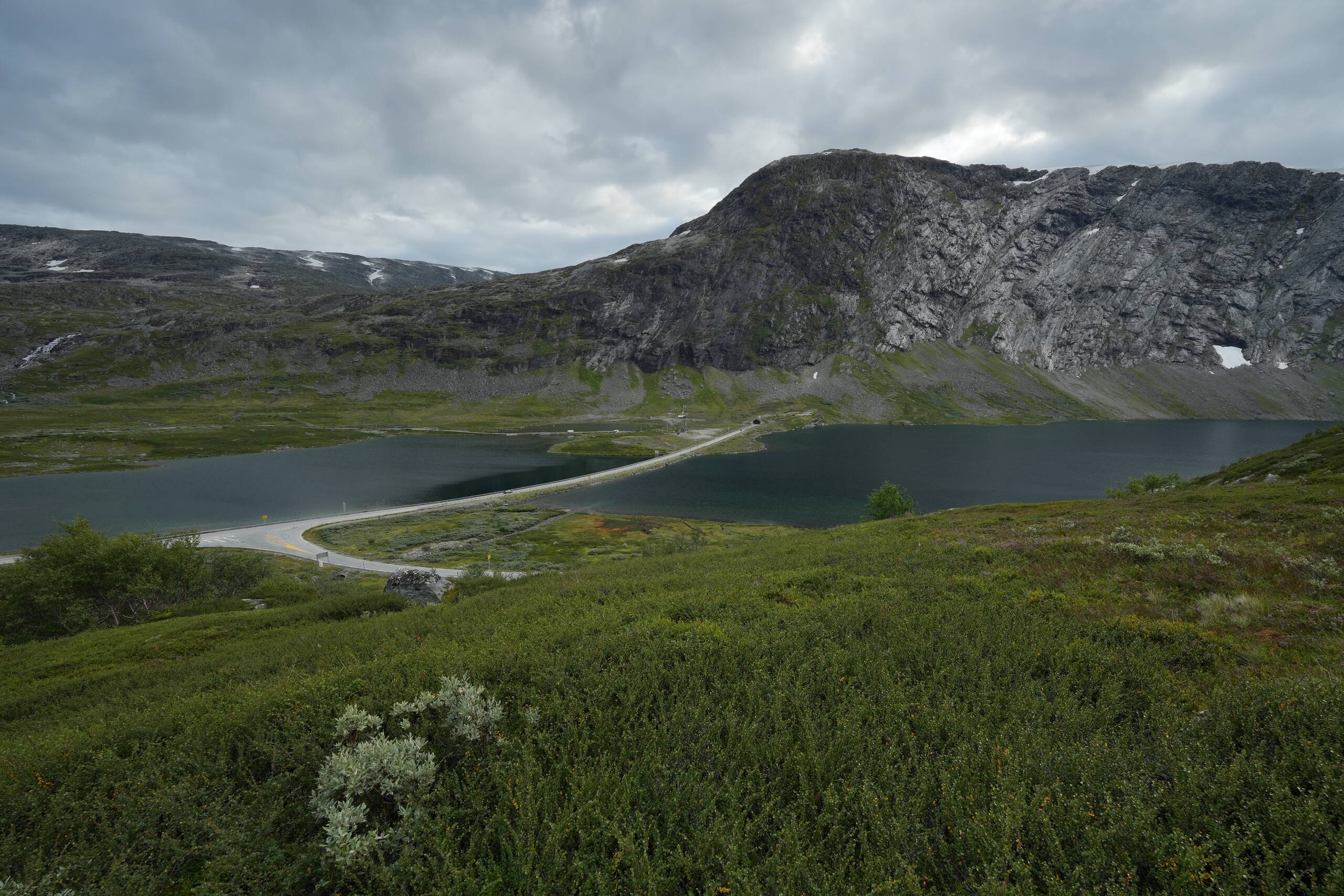 An image of Trollstigen start tunnel.